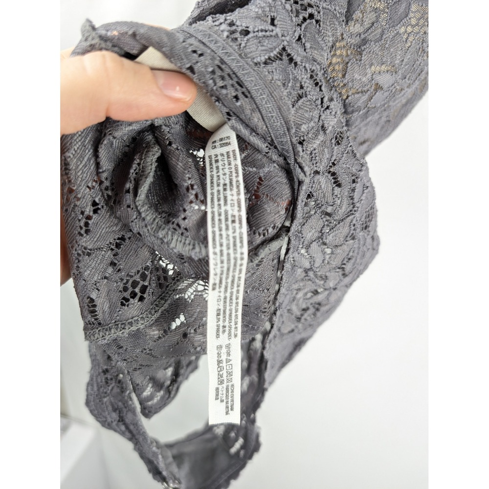 Free People Intimately Floral Fairy Lace Racerback Bodysuit Size XS Gray V Neck - Picture 9 of 10